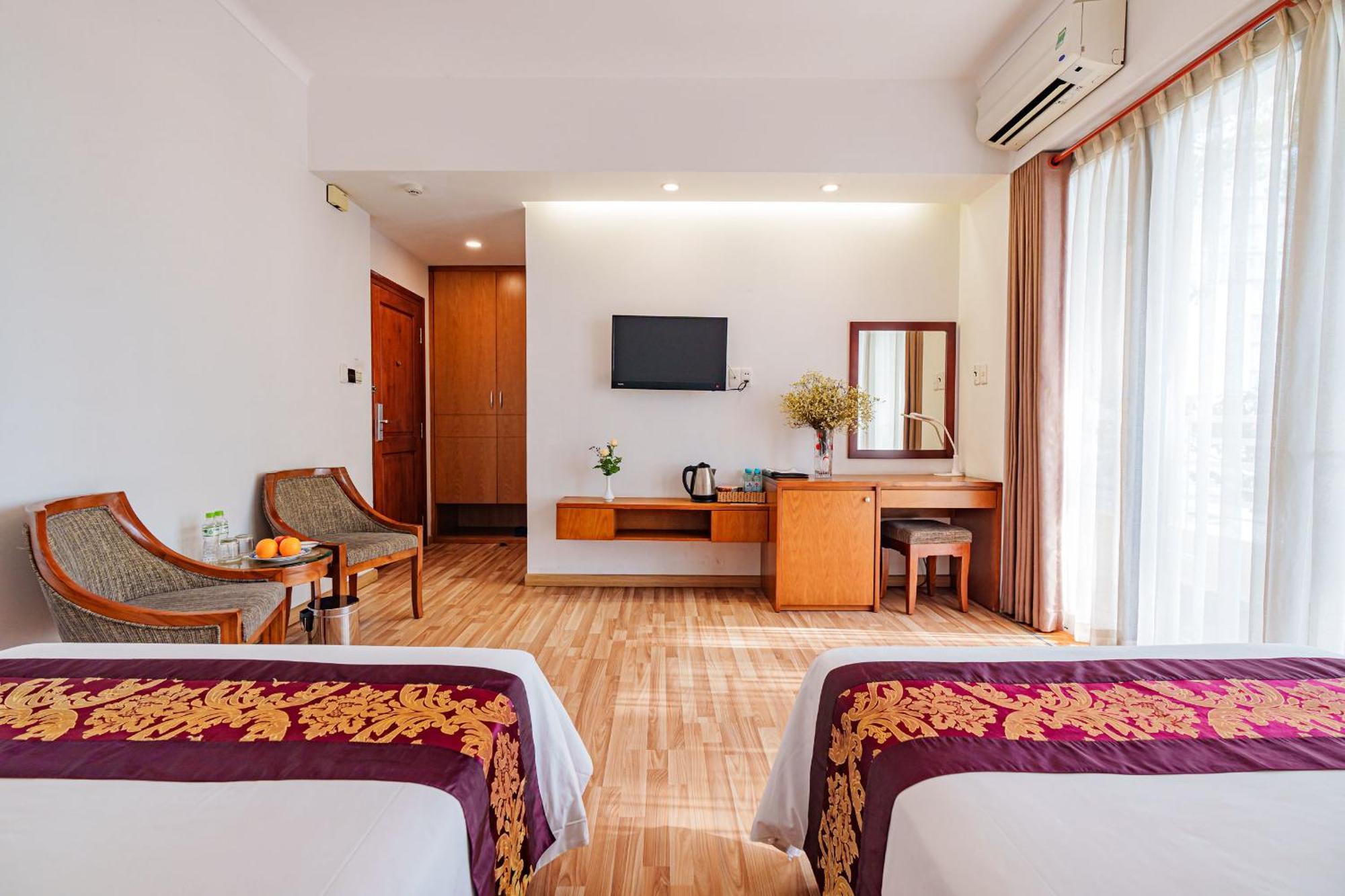 Phòng Superior 2 giường đơn nhìn ra cảnh thành phố